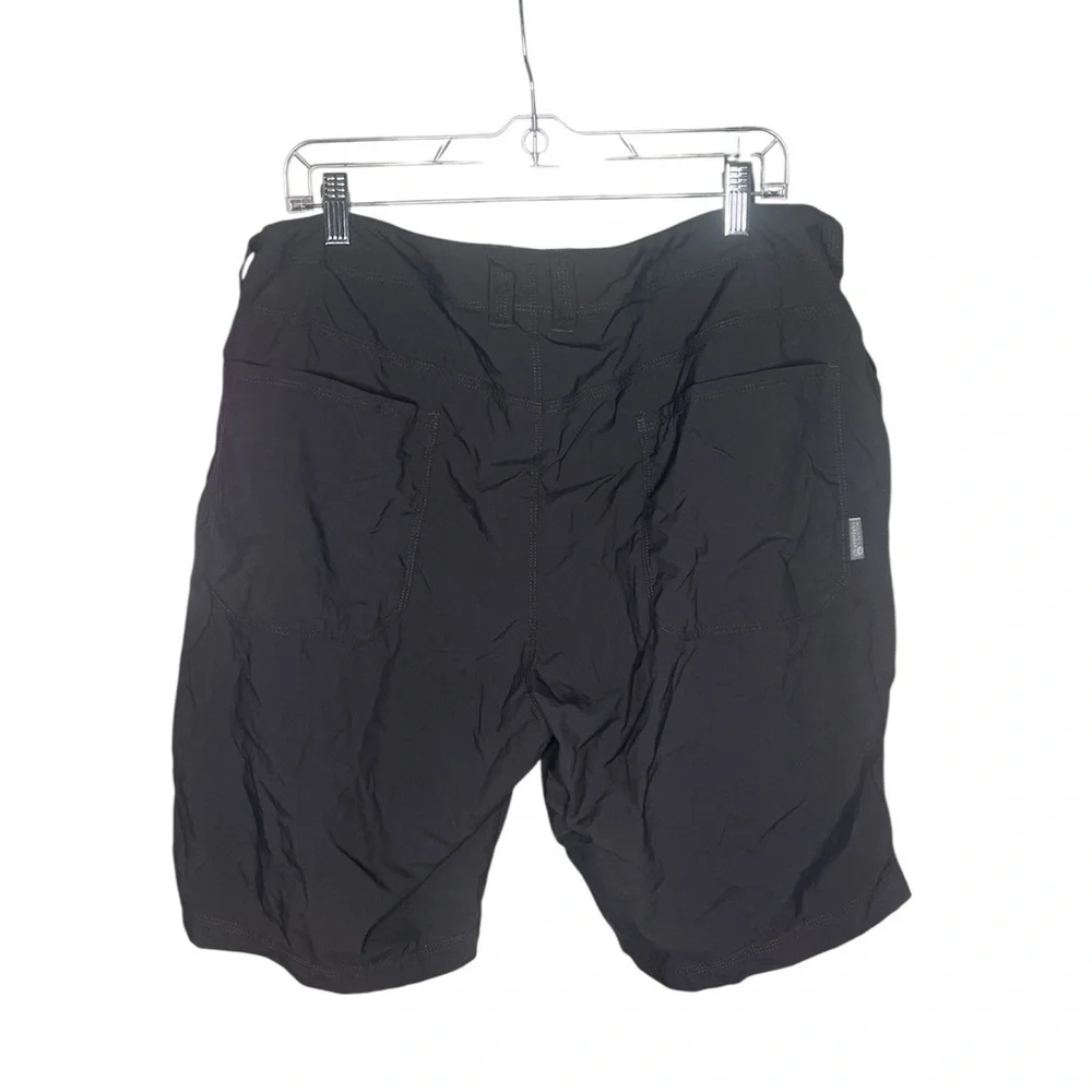 Mountain Hardwear grey Flat Front 10”  Shorts